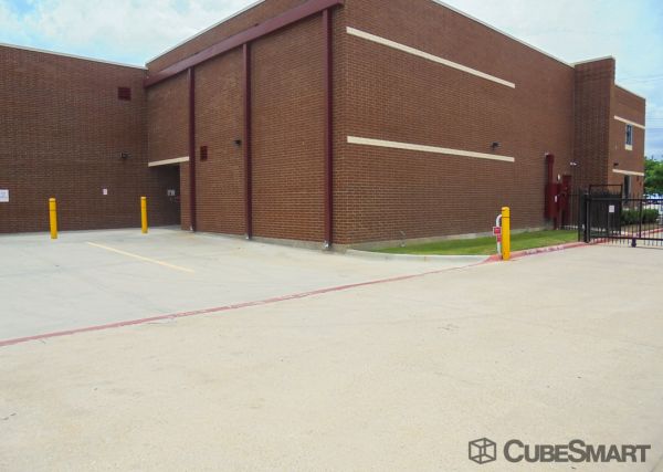 CubeSmart Self Storage - Keller - 8800 Davis Blvd