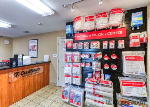 CubeSmart Self Storage - Austin - 12006 Ranch Rd 620 N - 12006 Ranch Road 620 N