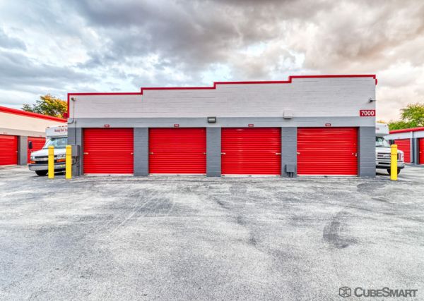 CubeSmart Self Storage - Miami - 19395 Sw 106th Avenue - 19395 Southwest 106th Avenue