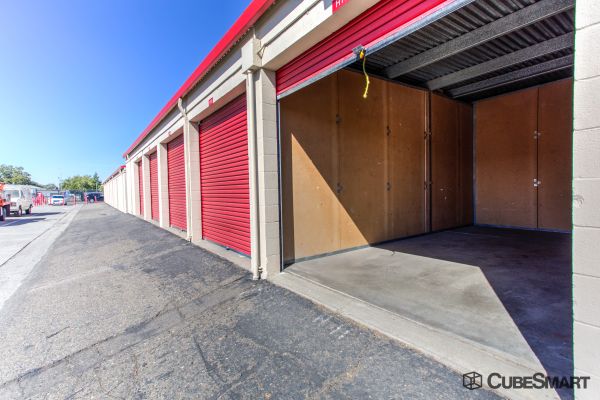 CubeSmart Self Storage - West Sacramento - 541 Harbor Blvd