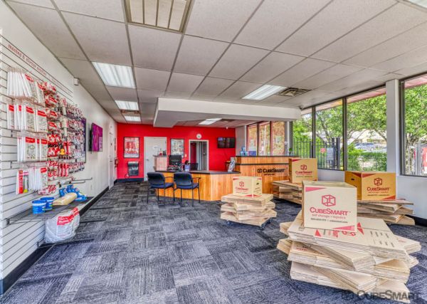 CubeSmart Self Storage - Nashville - 1058 Murfreesboro Pike - 1058 Murfreesboro Pike