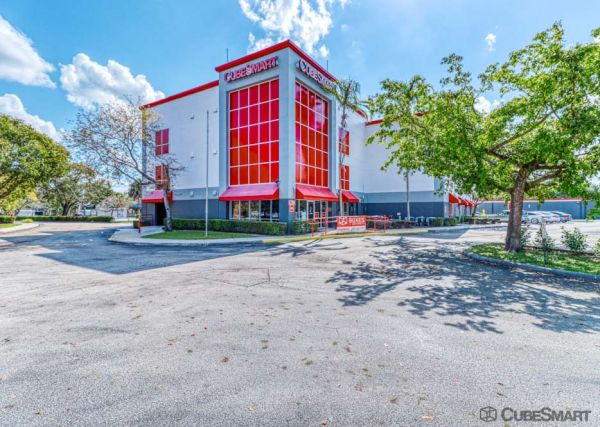 CubeSmart Self Storage - Lake Worth - 6788 Lantana Rd - 6788 Lantana Rd
