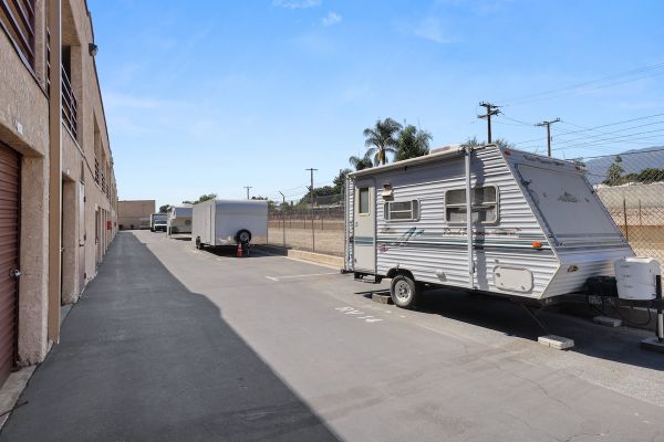 Covina Self Storage - Covina - 1101 N Azusa Ave - 1101 North Azusa Avenue