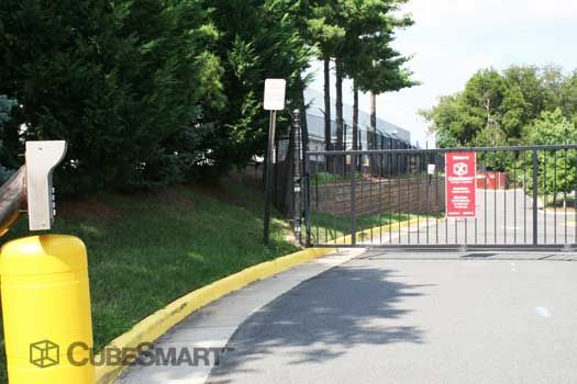 CubeSmart Self Storage - Herndon - 13800 McLearen Rd