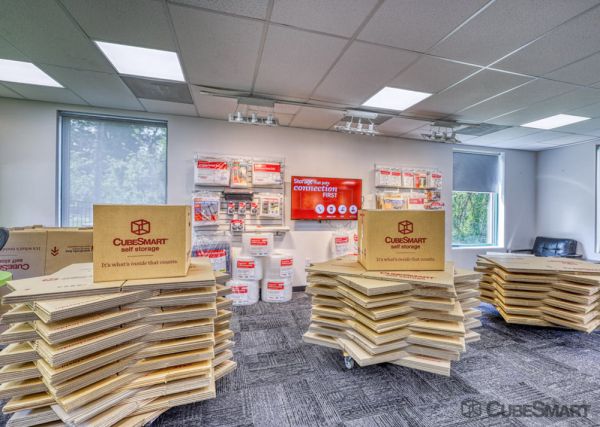 CubeSmart Self Storage - Fairfax Station - 6120 Little Ox Rd