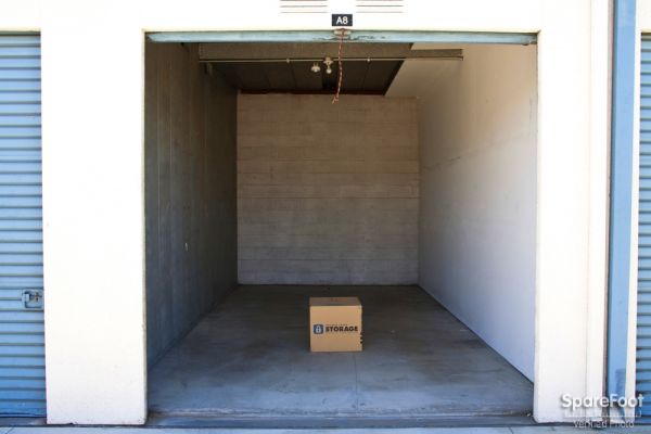 Golden State Storage - North Hills - 15655 Roscoe Blvd - 15655 Roscoe Blvd