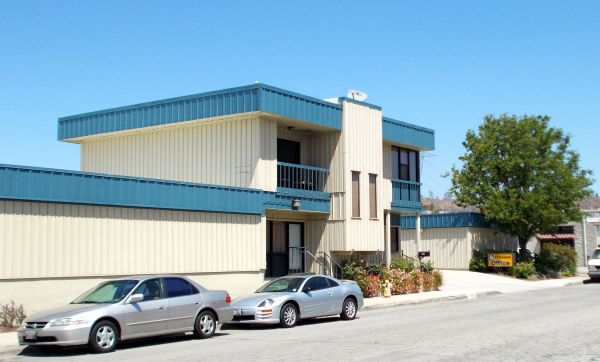 Golden State Storage Santa Clarita 26825 Oak Ave 26825 Oak Ave Sparefoot