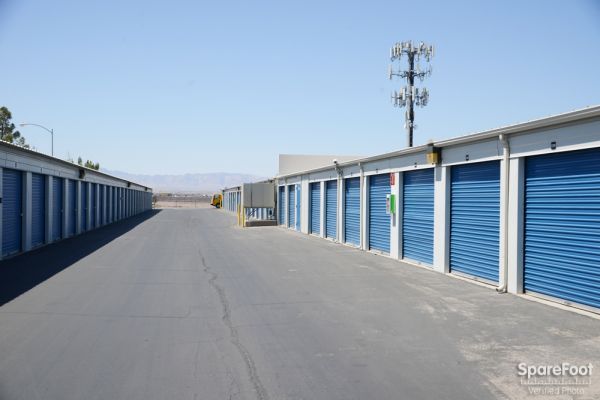 Best Storage - Henderson - 3290 E. Oleta Ave
