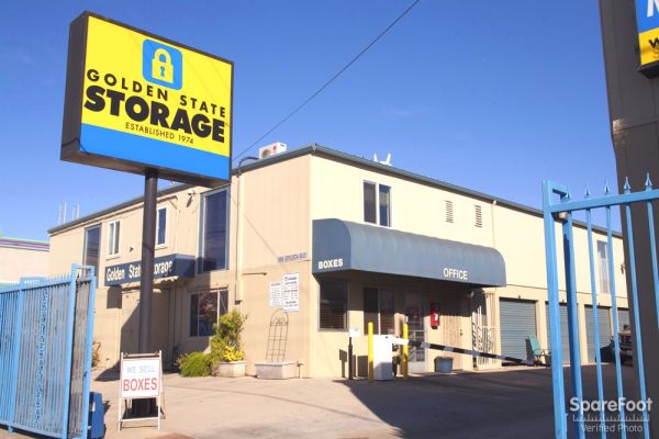 Golden State Storage - North Hills - 8516 Sepulveda Blvd - 8516 Sepulveda Blvd