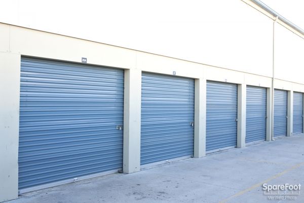 Golden State Storage - North Hills - 8516 Sepulveda Blvd - 8516 Sepulveda Blvd