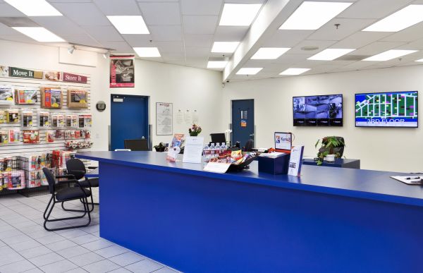 US Storage Centers - Laguna Niguel - 27194 Camino Capistrano