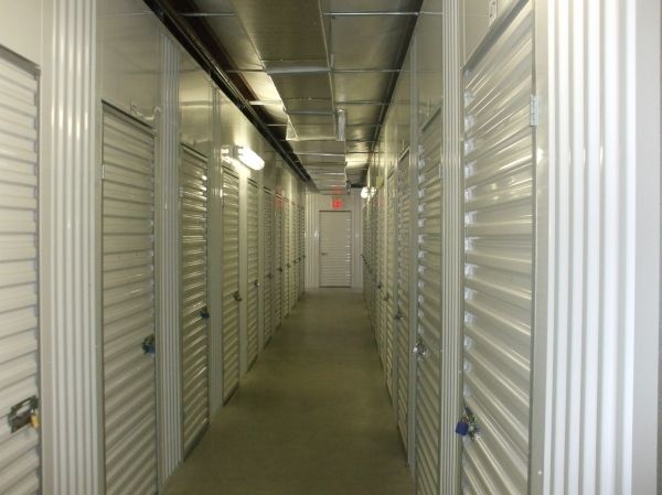 Alamo-Redbird Self Storage - 7011 Marvin D Love Fwy