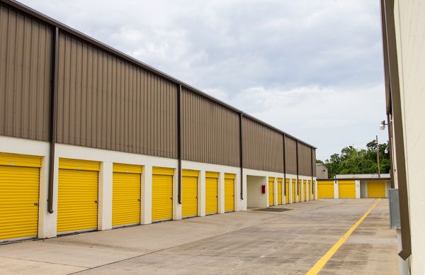 Z - Storage Post - River Rd (Jefferson) - 225 River Rd