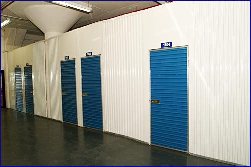 Storage Plus - Greenpoint - 425 Greenpoint Ave