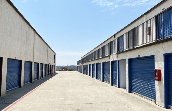 StaxUP Storage - Alpine Tavern - 856 Tavern Rd