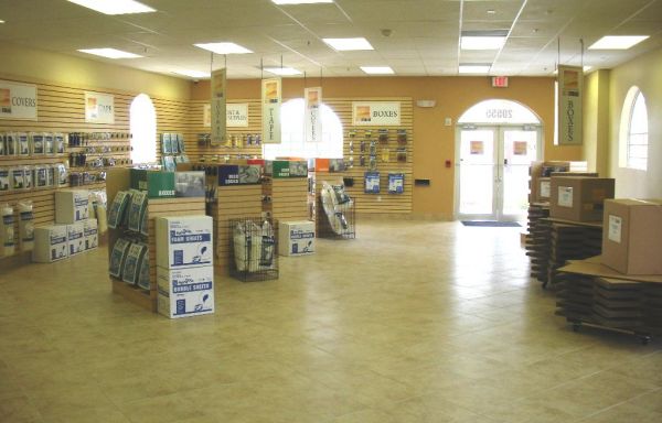 Sunshine Self Storage - Boca - 20555 Boca Rio Rd