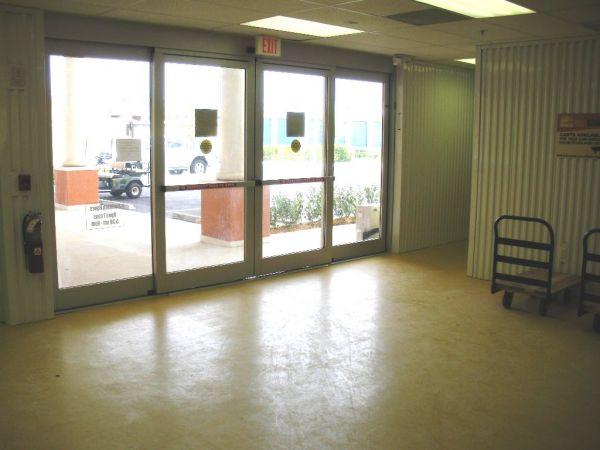 Sunshine Self Storage - Boca - 20555 Boca Rio Rd