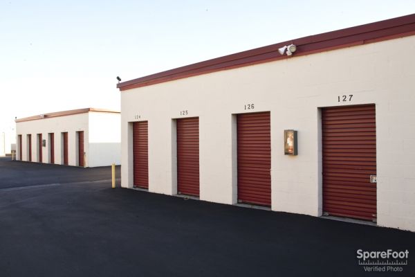 Fullerton Self Storage - 1919 W Commonwealth Ave