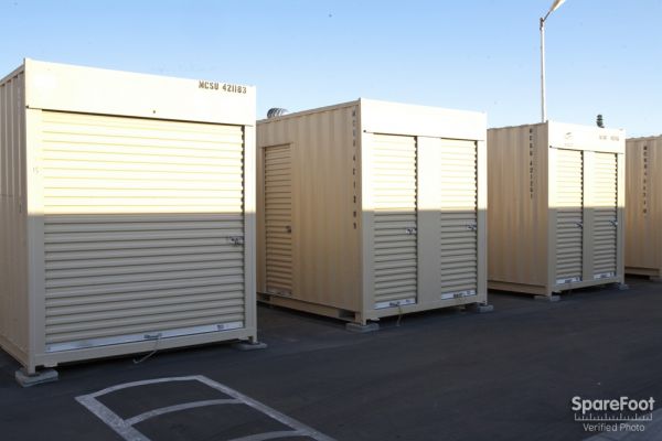 Fullerton Self Storage - 1919 W Commonwealth Ave