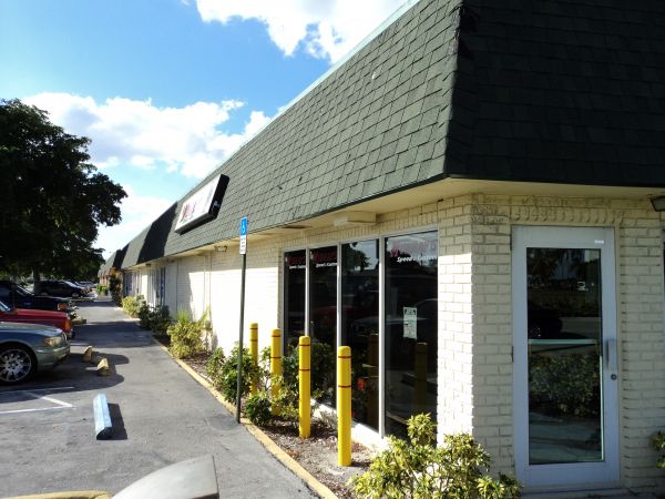Blimp City Storage Center - 1563 N Dixie Hwy