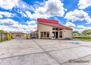 Photo of CubeSmart Self Storage - Pearland - 1525 North Main Street
