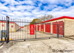 Photo of CubeSmart Self Storage - Houston - 10030 Blackhawk Boulevard