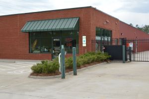 American Flag Self Storage - Hoke County