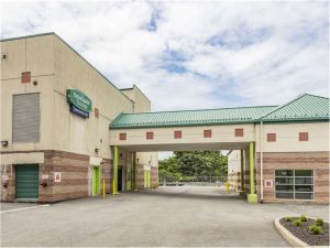 Extra Space Storage - 1087 - Mt Vernon - N Mac Questen Pkwy