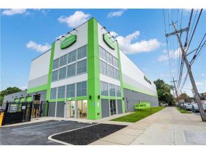 Extra Space Storage - 8501 - Bronx - Baychester