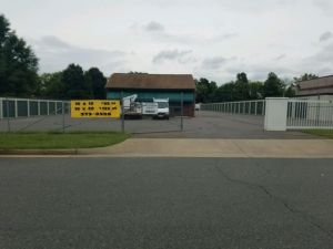 Discount Mini-Storage - Pierson - 11037 Pierson Drive
