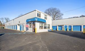 US Storage Centers - Hawthorne - 130 Brady Avenue