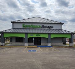 Extra Space Storage - 8157 - Baytown - East Freeway