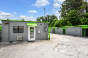 Space Shop Self Storage - Buford Hwy