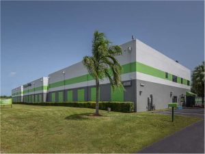 Extra Space Storage - 0205 - Davie - W State Rd 84