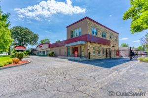 CubeSmart Self Storage - Glenview - 1775 Chestnut Ave