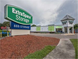 Photo of Extra Space Storage - 8517 - Valrico - State Road 60 E