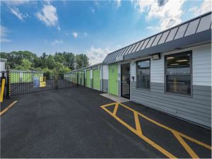 Extra Space Storage - 1028 - Ashland - Waverly St