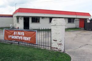 Public Storage - Houston - 14880 Wallisville Road - 14880 Wallisville Road