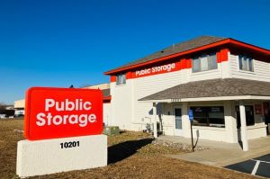 Public Storage - Coon Rapids - 10201 Woodcrest Drive NW - 10201 Woodcrest Drive NW