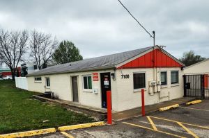 Public Storage - Merriam - 7100 W Frontage Road - 7100 W Frontage Road