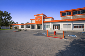 Public Storage - Santa Ana - 2200 E McFadden Ave