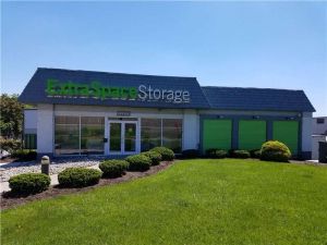 Extra Space Storage - 1329 - Avenel - Rahway Av