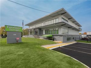 Photo of Extra Space Storage - 0639 - Englewood - Grand Ave
