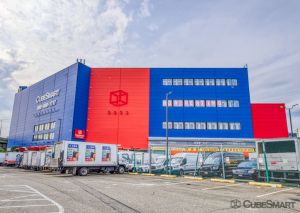 CubeSmart Self Storage - NY Flushing Delong Street