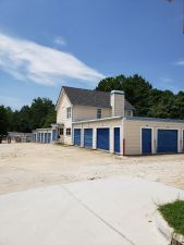A-1 Mini Storage - Six Flags - 361 Riverside Parkway