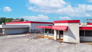 Photo of Devon Self Storage - 9115 - Poplar