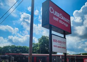 CubeSmart Self Storage - TX Seguin W Kingsbury St - 2015-2021 W Kingsbury St