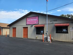 Spruce Grove Storage - 11360 Spruce Grove Road