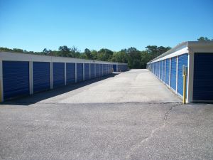 Lock and Leave Self Storage - Manahawkin - 800 North Main Street