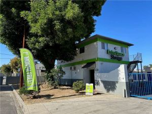 Photo of Extra Space Storage - 6006 - Reseda - Canby Ave
